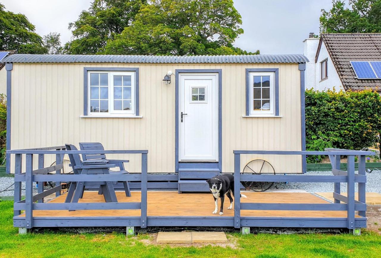 Small Cozy Shepherd Hut 20 By 7 Feet With Boxed In High Double Bed Белмакара Екстер'єр фото