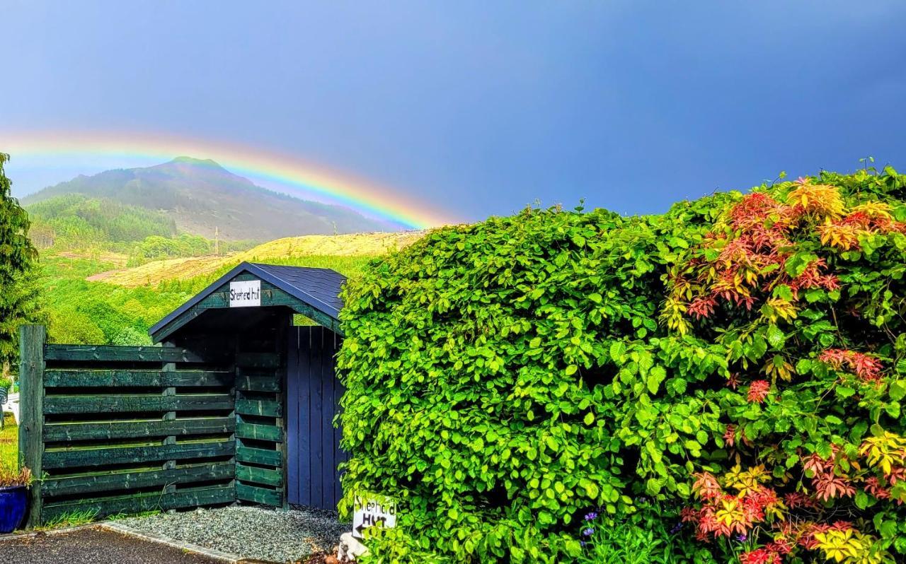 Small Cozy Shepherd Hut 20 By 7 Feet With Boxed In High Double Bed Белмакара Екстер'єр фото
